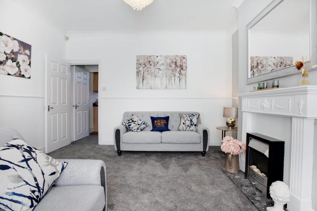 Holiday home Stylish 3-bedroom Oasis In Darlington, Sleeps 5 *