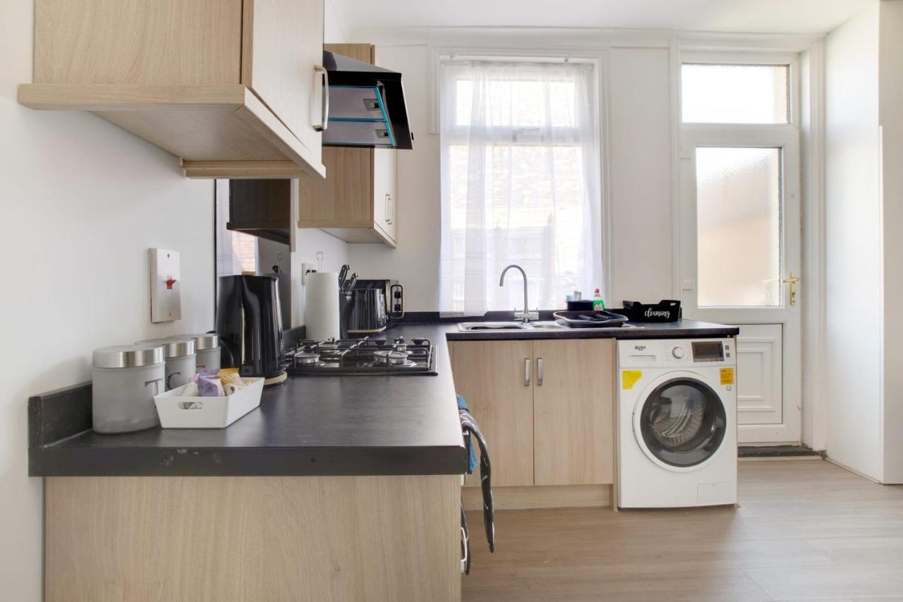 Stylish 3-bedroom Oasis In Darlington, Sleeps 5 Darlington (Durham)